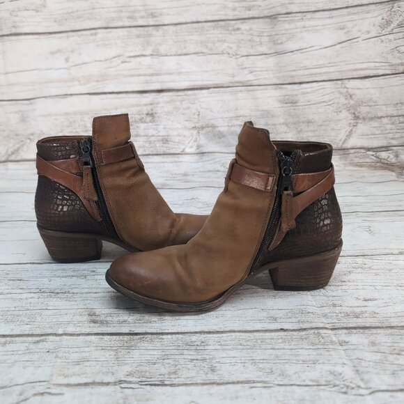 Arnold Churgin Brown Leather Buckle Ankle Booties Women Size 36 - Picture 5 of 8